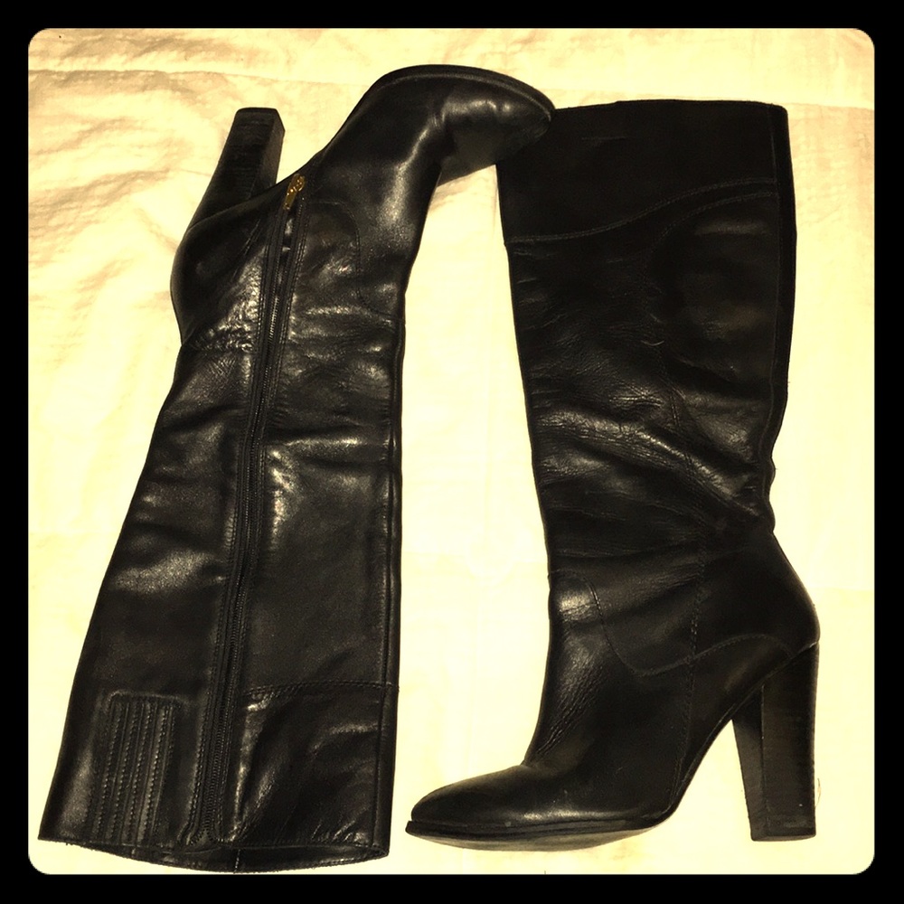 Audrey Brooke tall black boots insulated